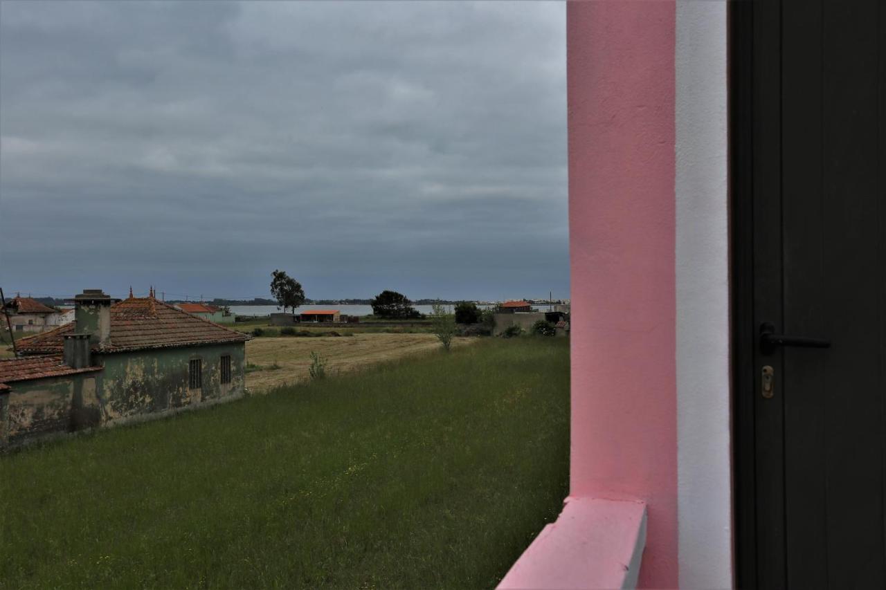 Ria De Aveiro White House